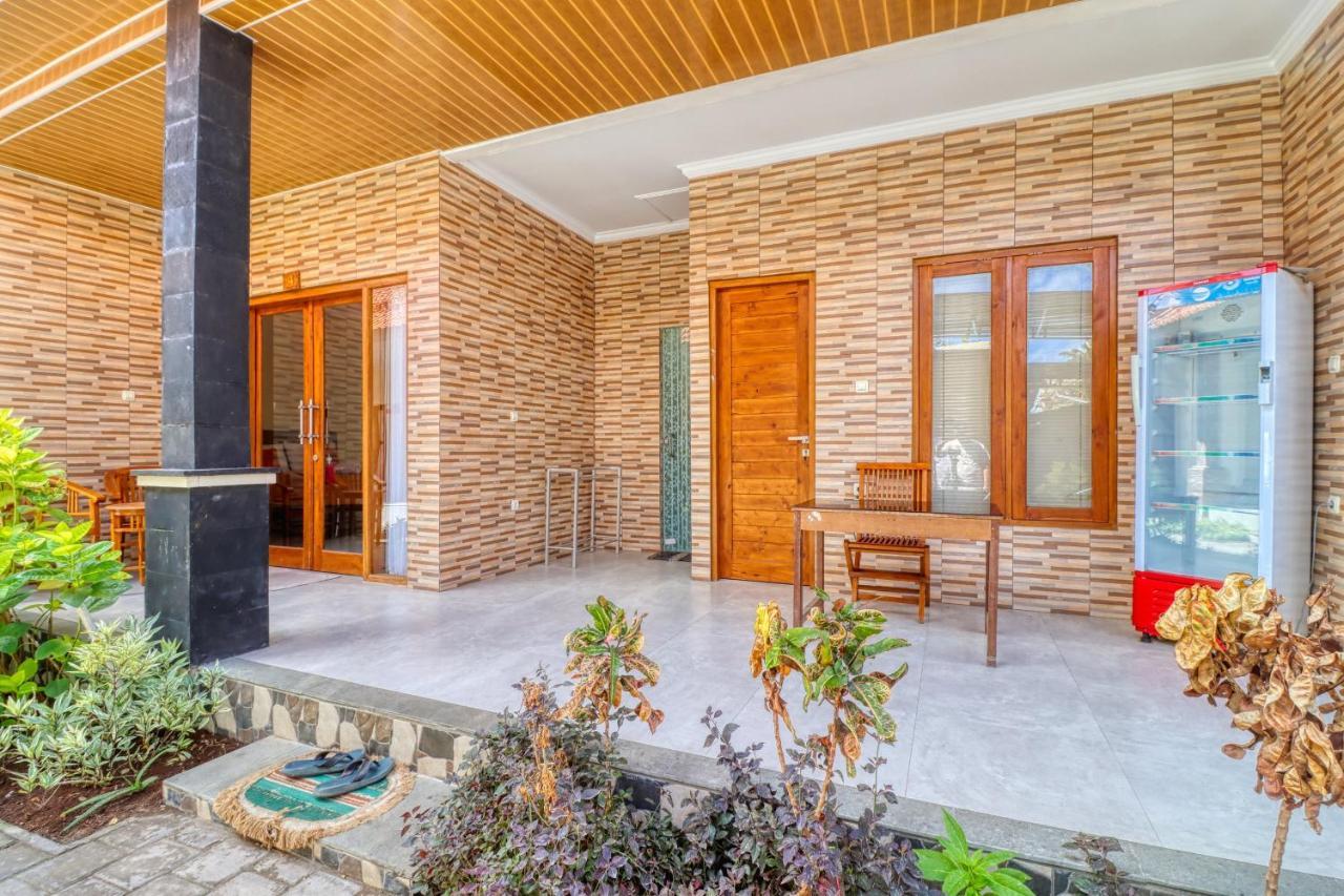 Nibugi Guest House Toyapakeh Luaran gambar